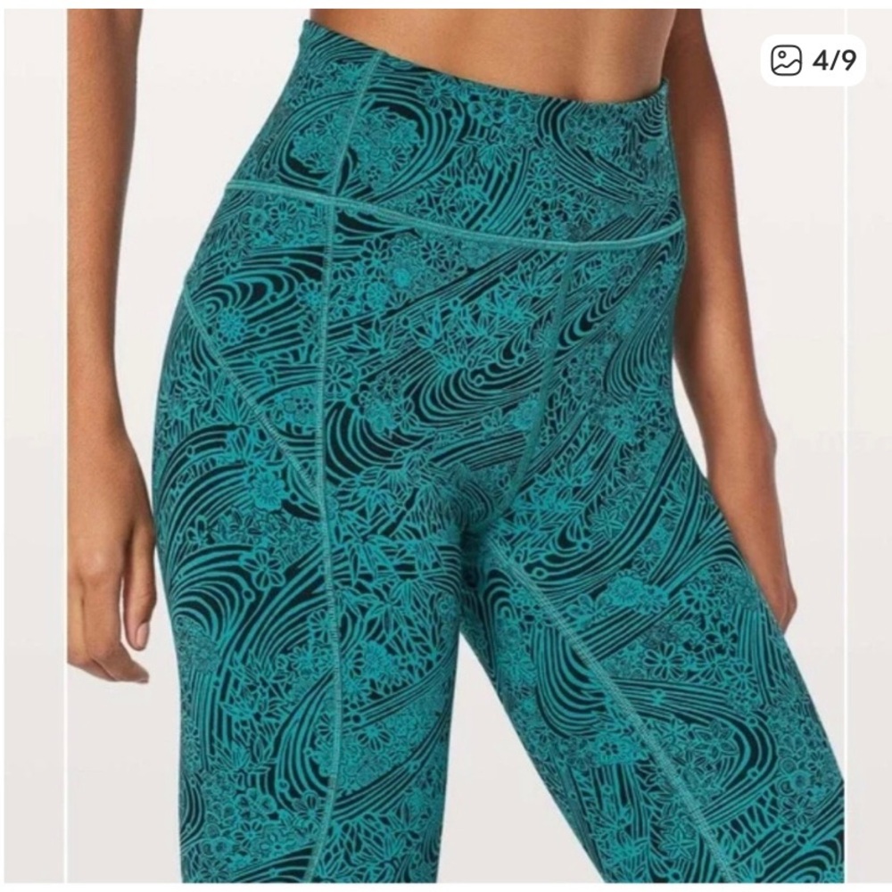 Lululemon In Movement Crop
*Everlux 19"
Kitakami Spirit Green Black - Picture 2 of 7